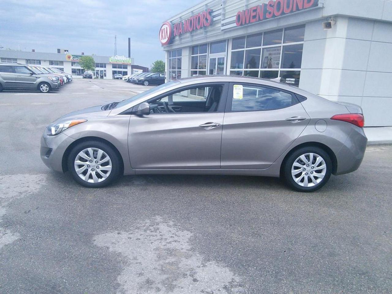 Kia Owen Sound is proud to offer for sale a used 2013 Hyundia Elantra with 73405 kms for $11995.00 plus HST & Lic. Hurry in today to get a great deal on this one owner local trade.<br type=_moz />