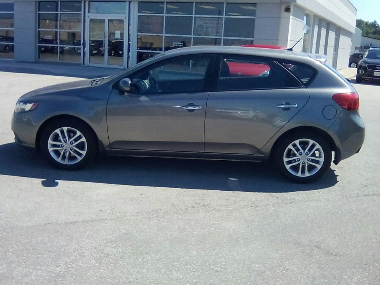Used 2012 Kia FORTE 5 EX for sale in Owen Sound, ON