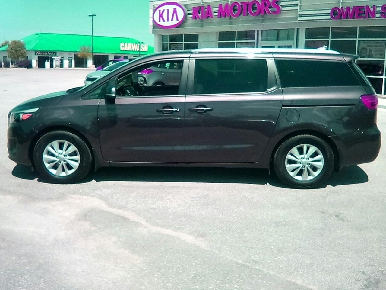 <p>Kia Owen Sound is proud to&nbsp;offer for sale a used 2016 Kia Sedona LX with 33376 kms for $25995.00 plus HST & Lic. This vehicle is a former daily rental unit in excellent condtion.</p>