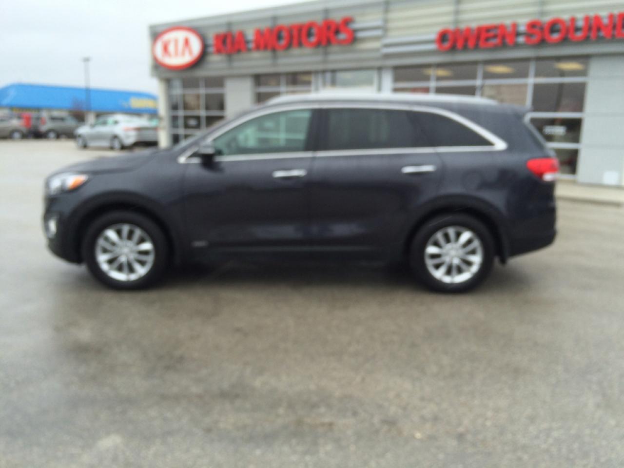 Used 2016 Kia Sorento LX AWD for sale in Owen Sound, ON