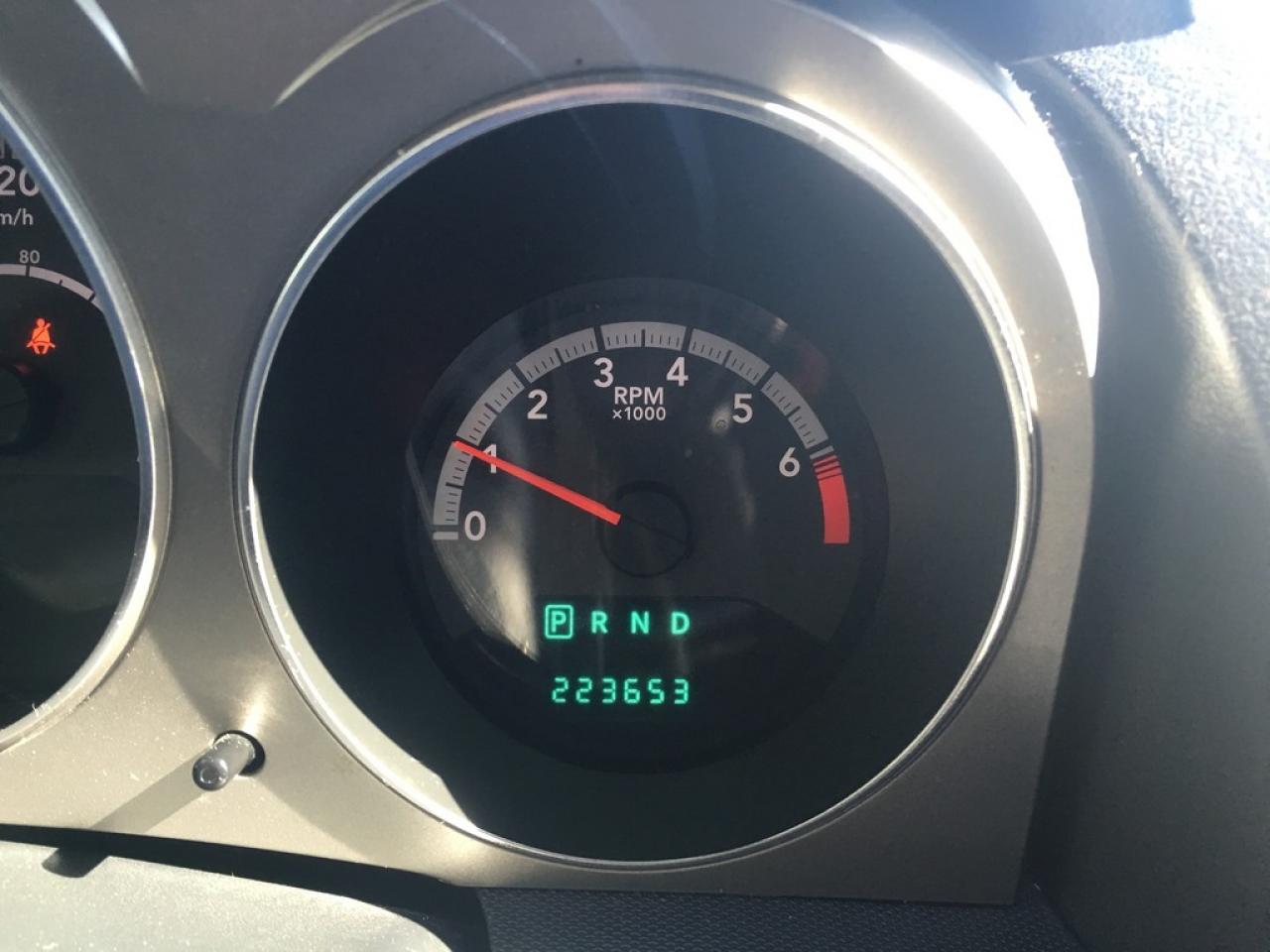 638765