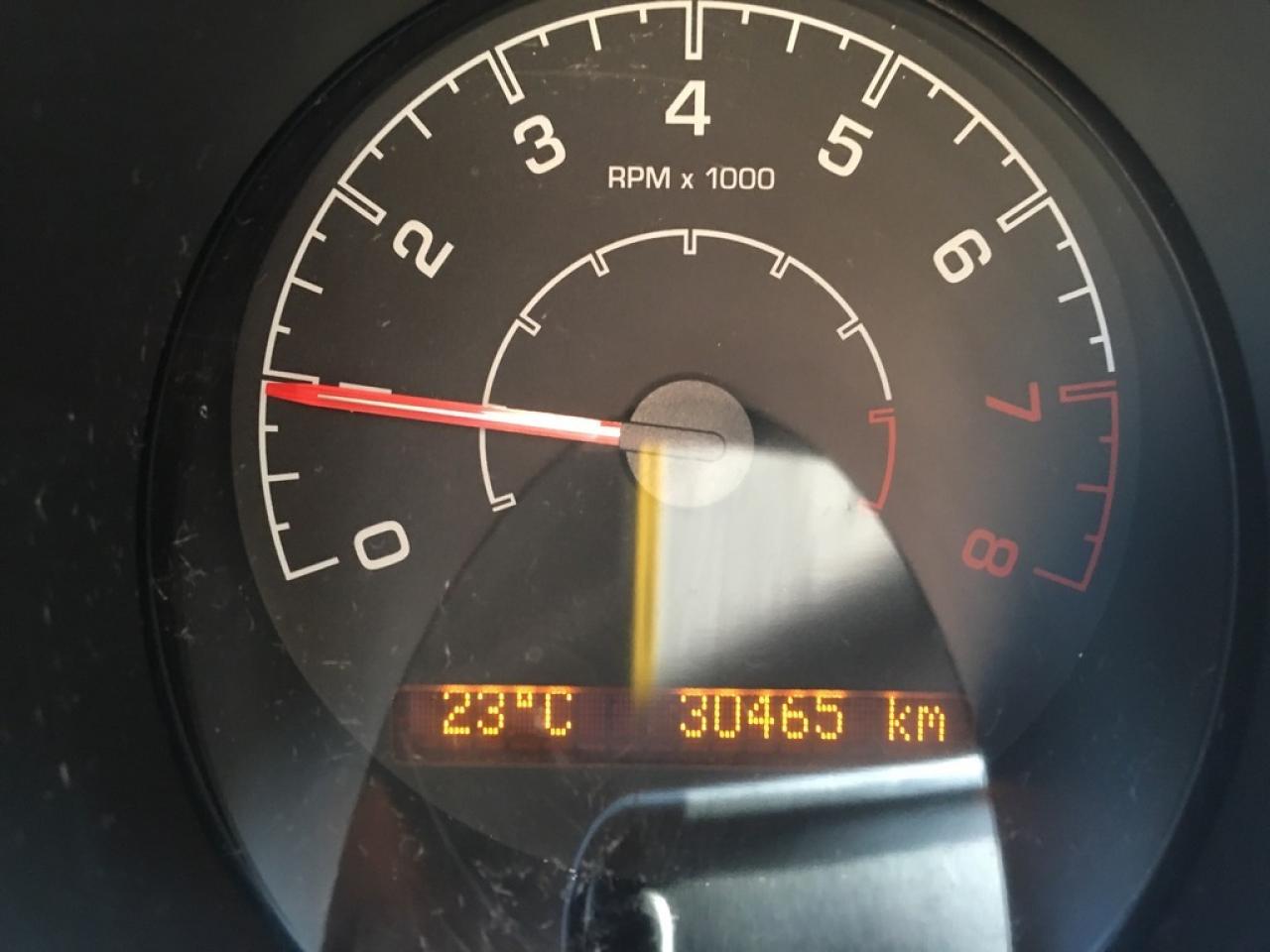 638767