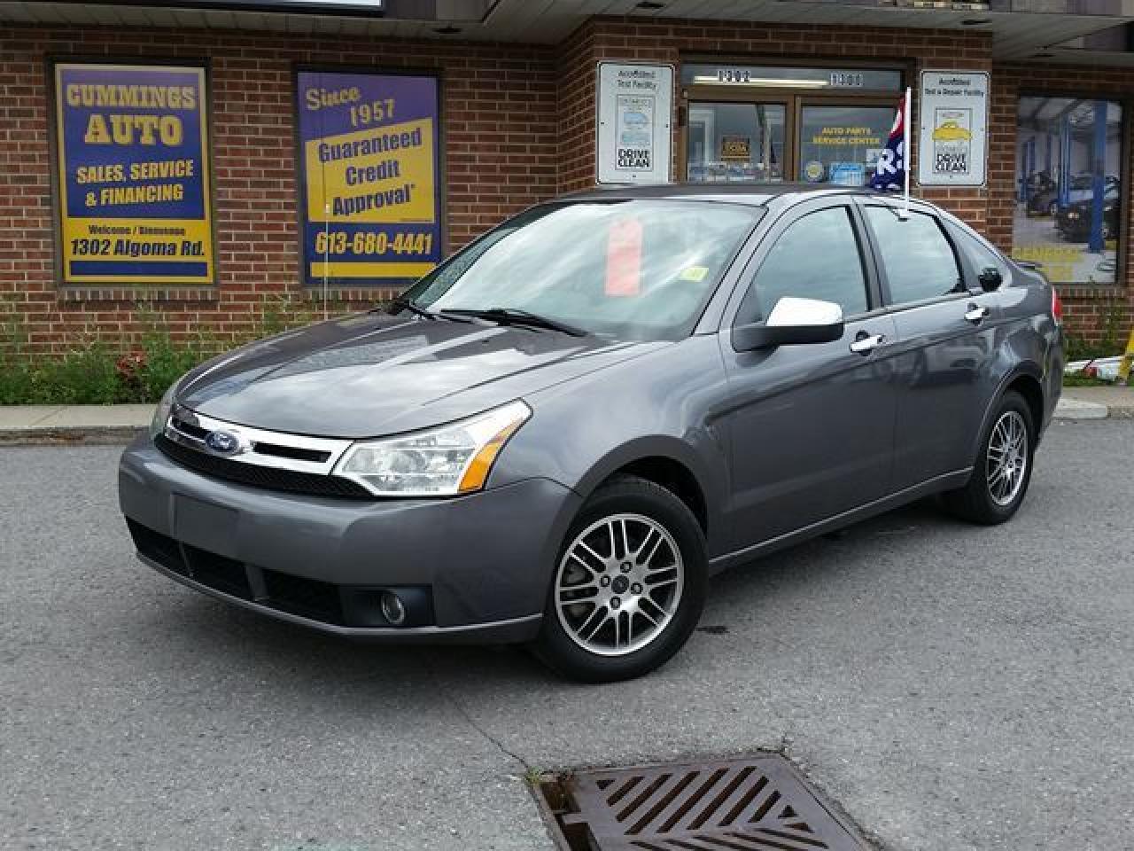Used 2010 Ford Focus SE for sale in Ottawa, ON