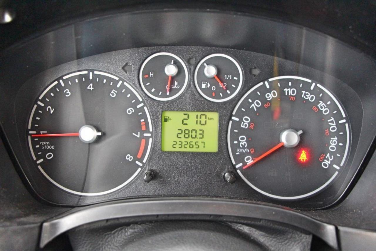638833