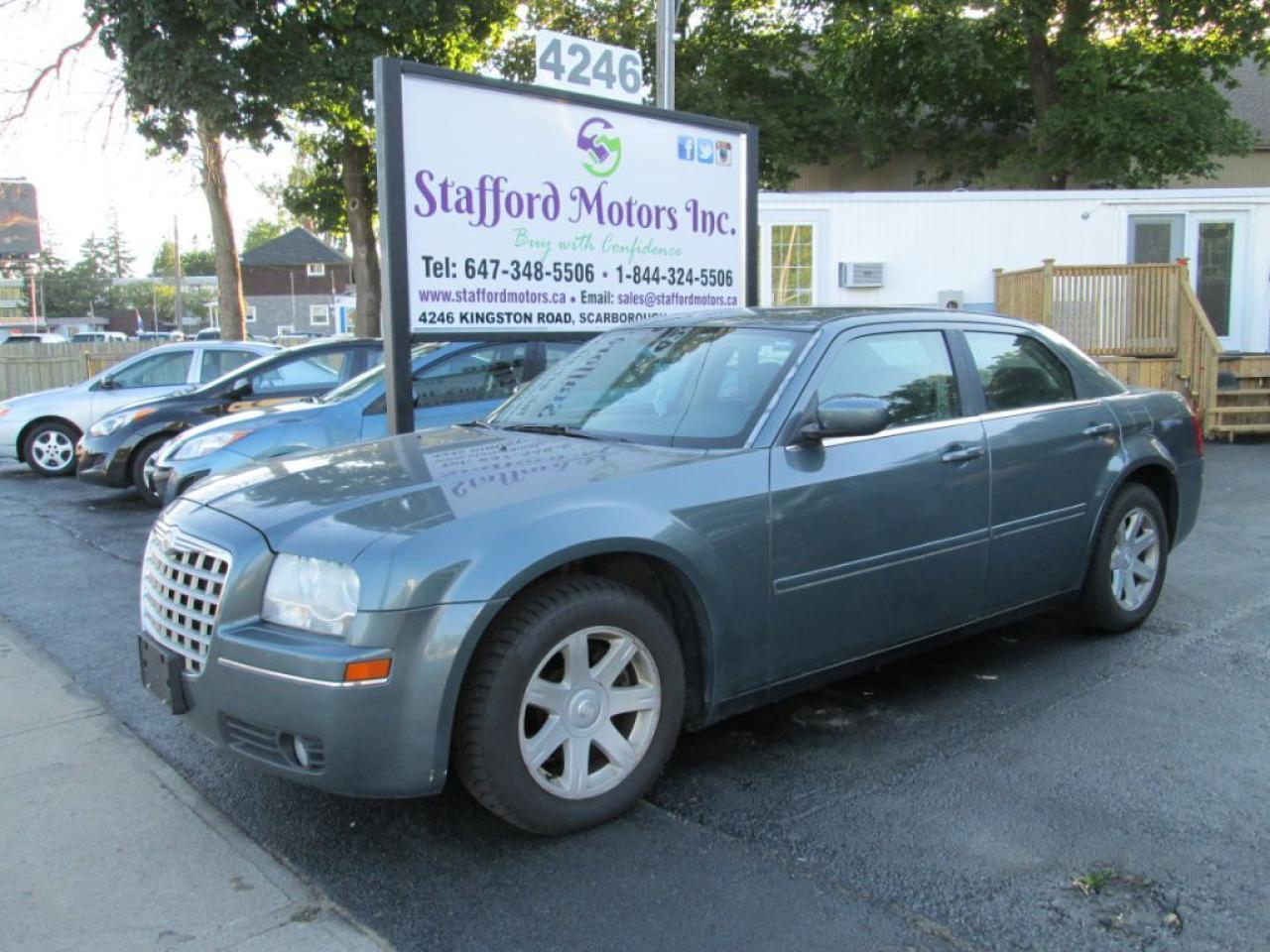 Used 2005 Chrysler 300 300 Touring for sale in Scarborough, ON