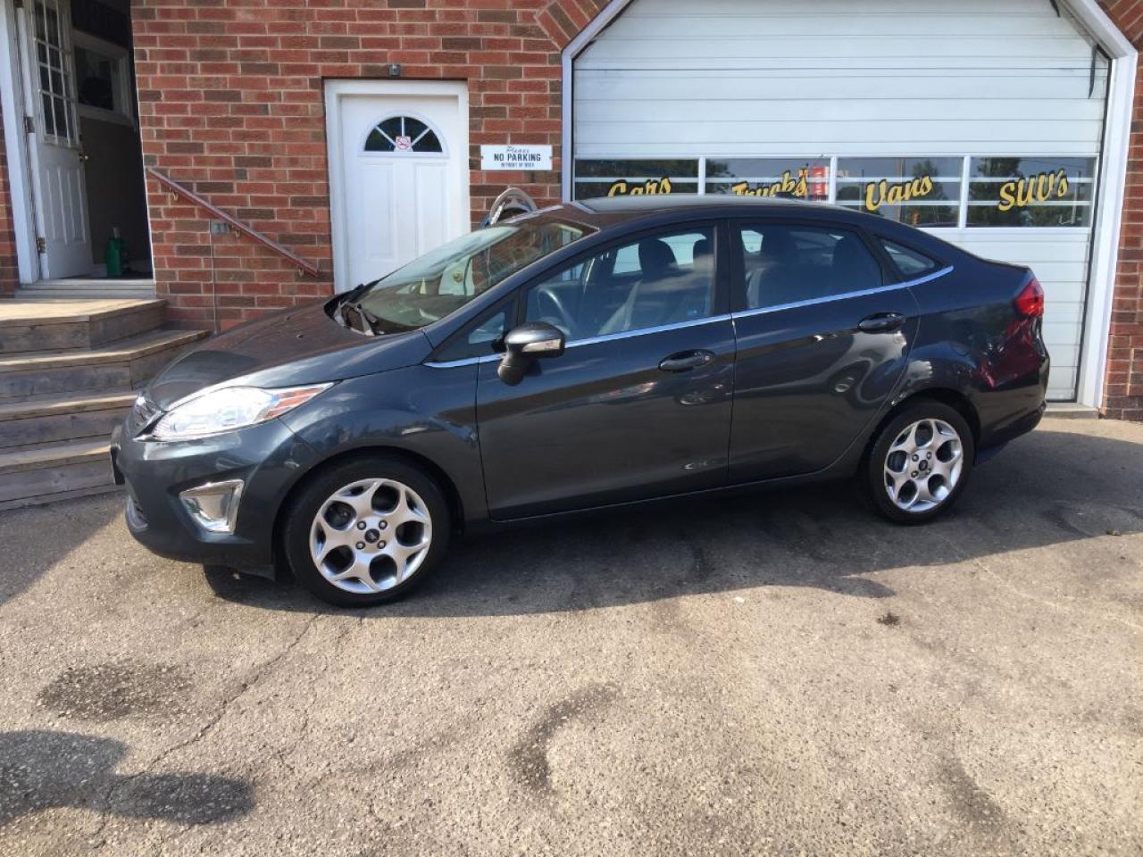 Used 2011 Ford Fiesta SEL for sale in Kentville, NS