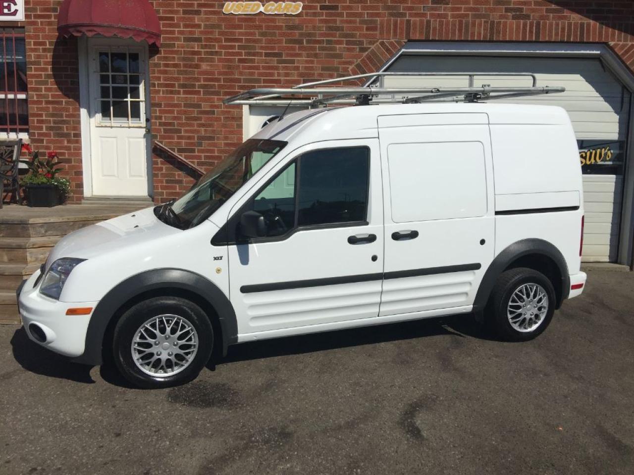Used 2012 Ford Transit Connect XLT for sale in Kentville, NS