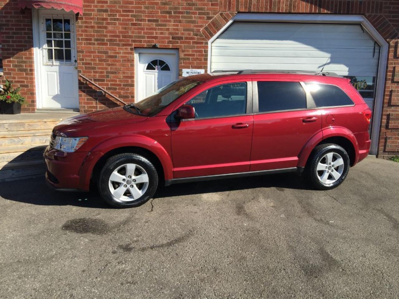 Used 2011 Dodge Journey SXT for sale in Kentville, NS