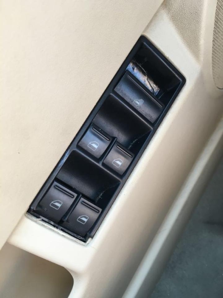 638881