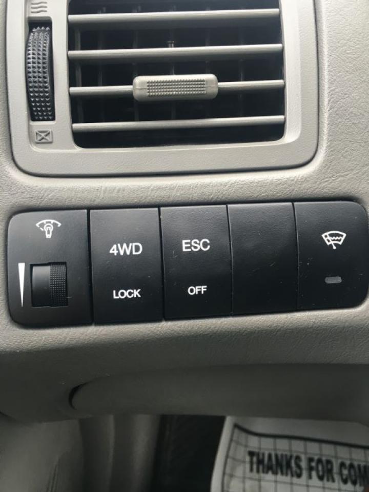 638883