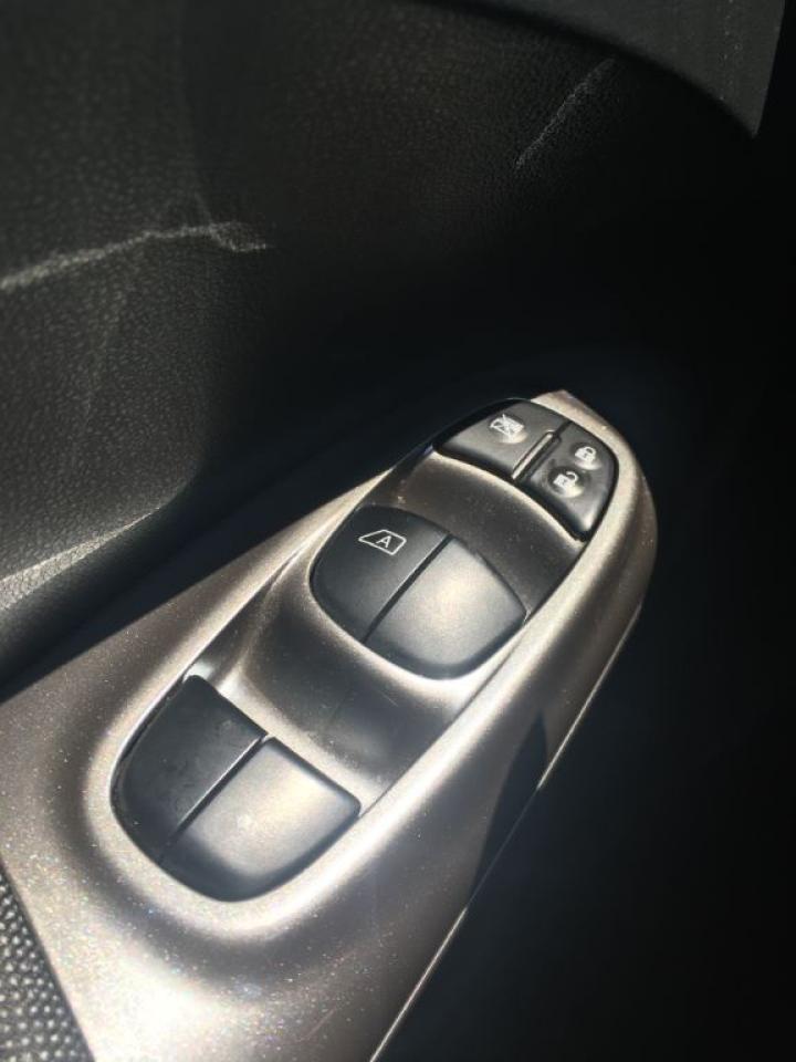 638886