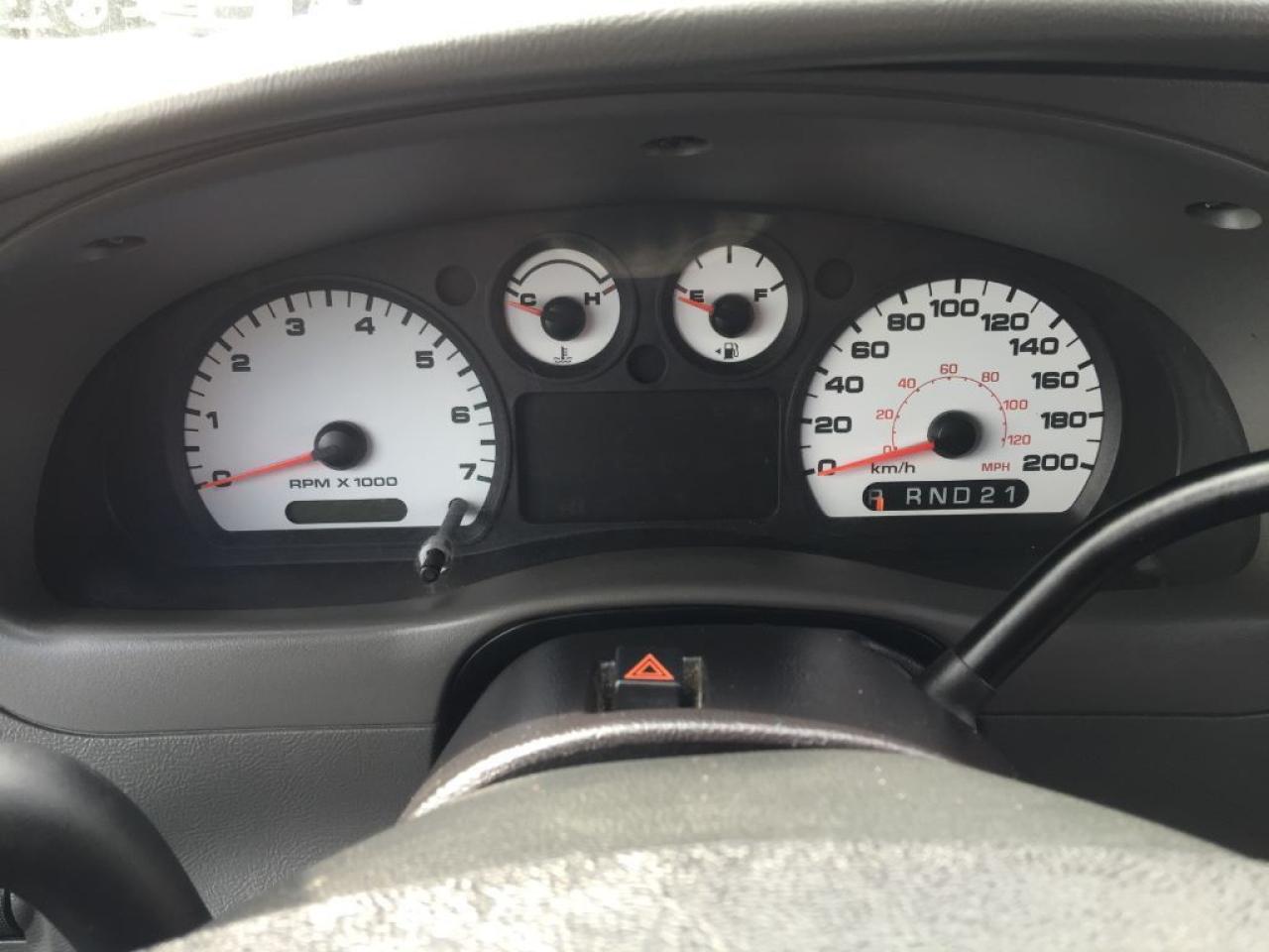 638892
