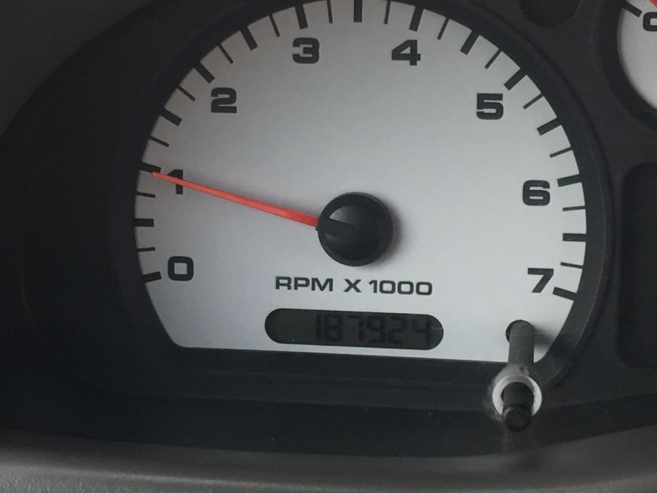 638892