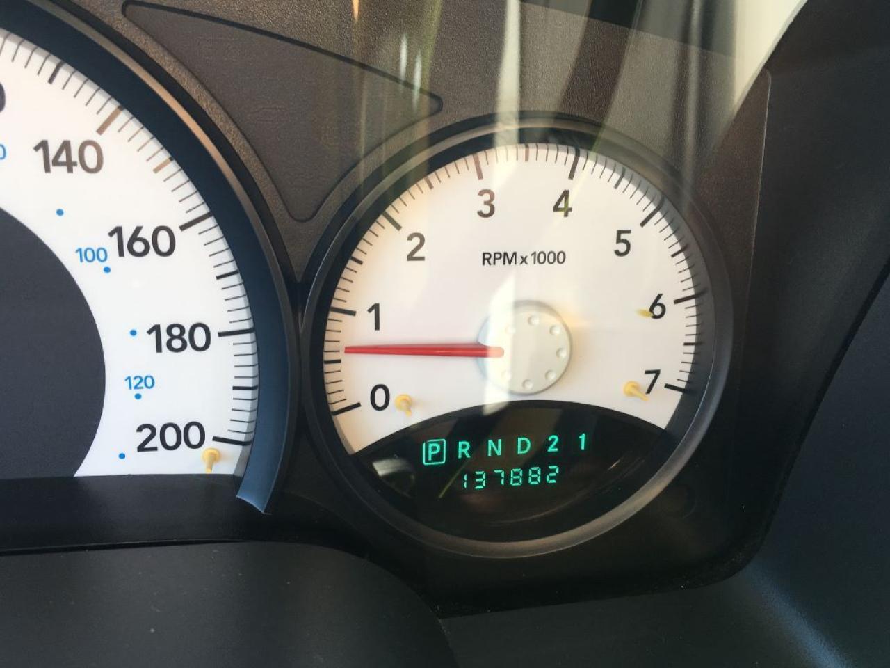 638896