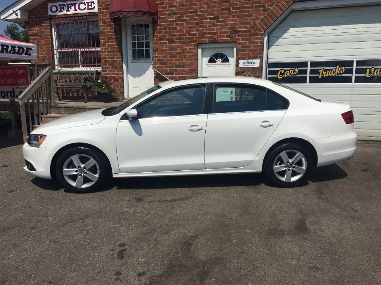Used 2013 Volkswagen Jetta SE w/Convenience/Sunroof for sale in Kentville, NS