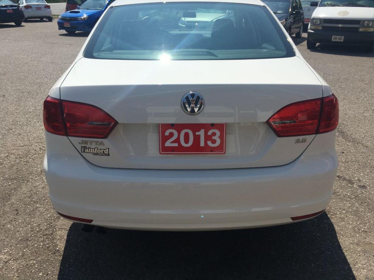 638899