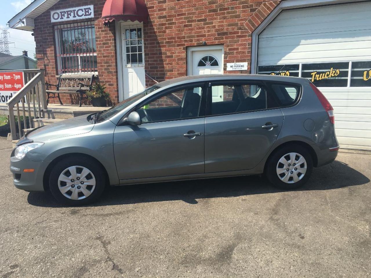 Used 2011 Hyundai Elantra GLS Touring for sale in Kentville, NS