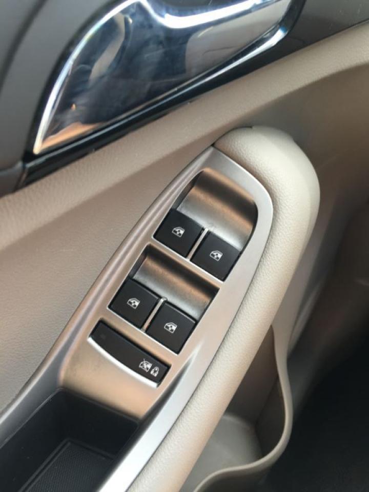 638911
