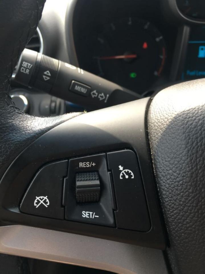 638911