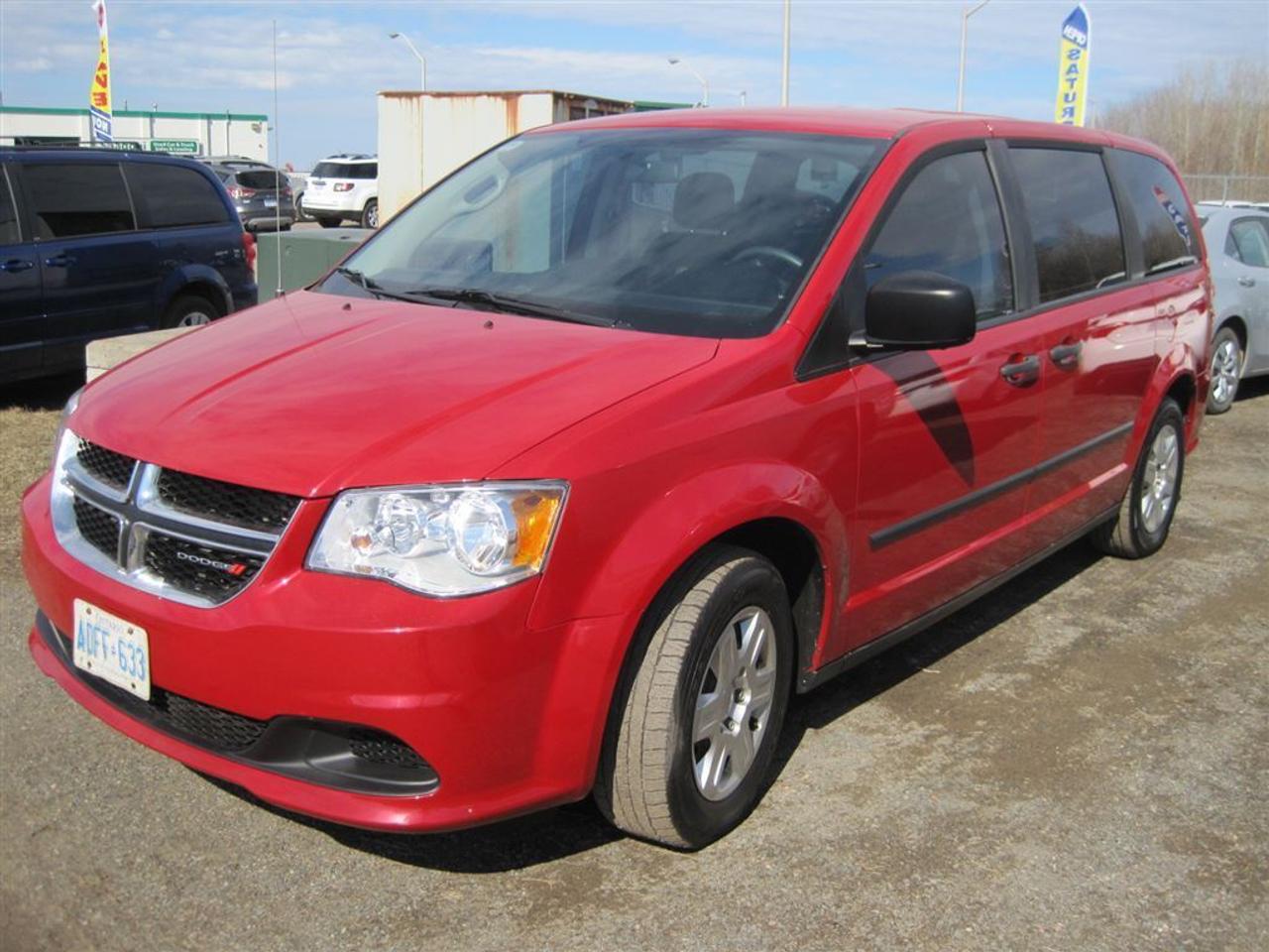 Options: Power Windows, Power Door locks, Remote Keyless entry, Power Mirrors, Air Conditioning, Rear Heat/Air Conditioning, AM/FM CD player, Cruise Control, Tilt Steering, Intermittent Wipers, Seatbelt Adjusters, Cloth Interior, Front and Rear Stow & Go Seating    Power Train / Exterior: Flex Fuel Vehicle, 17 Alloy Wheels, Engine Block Heater, 20 Gallon fuel tank, 160 Amp Alternatior    Safety Features: ABS Brakes, Dual Front Airbags, Side Impact Airbags, Side Curtain Airbags, Knee Airbags, Stability Control, Tracion Control, Child Seat Restraints, Seatbelt Adjusters