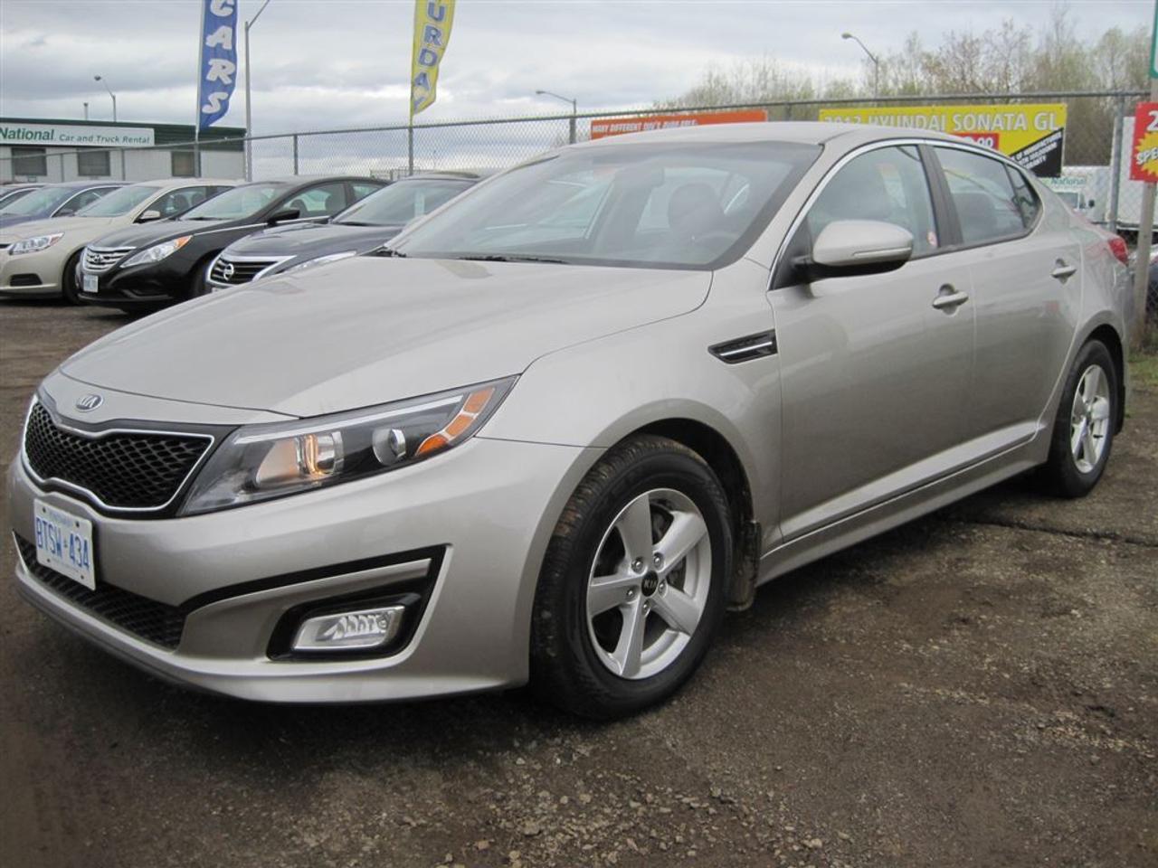 Options: Power Windows, Power Door locks, Remote Keyless entry, Power Mirrors, Air Conditioning, AM/FM CD/MP3, USB Port, Bluetooth, Cruise Control, Tilt Steering, Steering Wheel Audio Controls, Intermittent Wipers, Seatbelt Adjusters, Front Buckets w/Cloth Trim, 8 Way Power D/S Seat, Heated Front Seats, 60/40 Folding Rear Seats     Power Train / Exterior: Engine Block Heater, 70 L Fuel Tank, Traction Control System     Safety Features: ABS Braking System, Dual Front Airbags, Front Side Impact Airbags, Front / Rear Side Curtain Airbags, Traction Control, Stability Control, Anti-Thieft     Warranty: Balance of Manufacturers Warranty (5yr or 100,000 km Basic), Extended Warranty Options     *Former Daily Rental