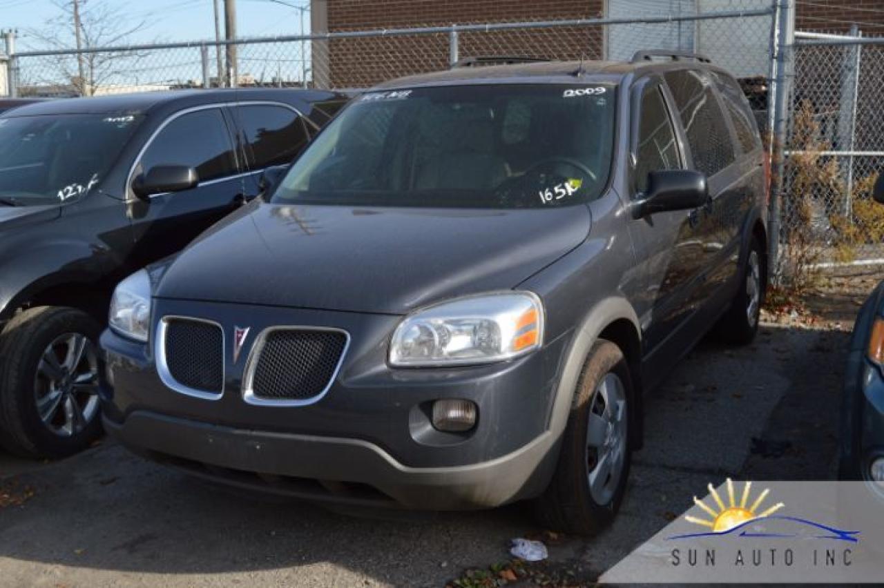 Used 2009 Pontiac Montana w/1SA for sale in London, ON