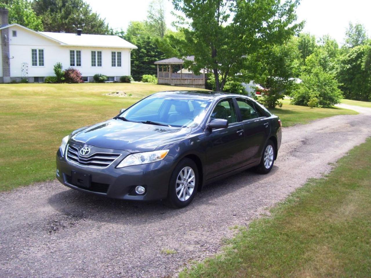 Used 2010 Toyota Camry XLE for sale in Petawawa, ON