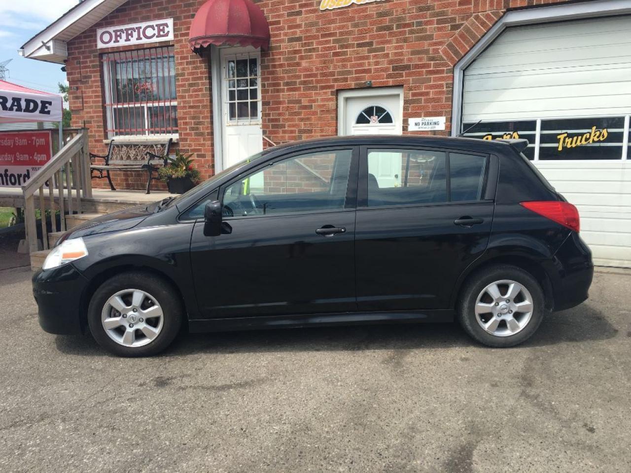 Used 2012 Nissan Versa S for sale in Bowmanville, ON