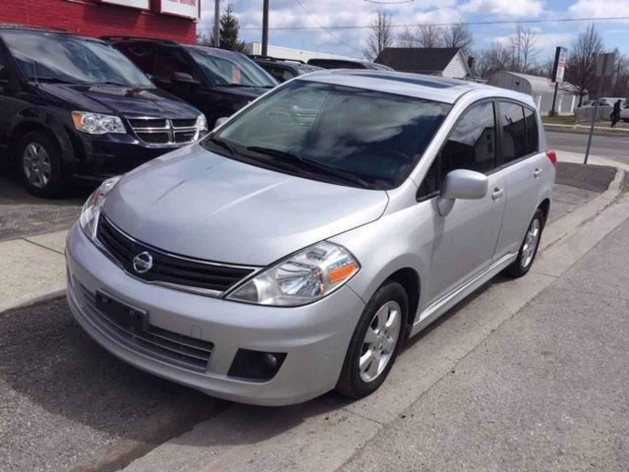 Used 2011 Nissan Versa SL - SUNROOF/WARRANTY for sale in Markham, ON