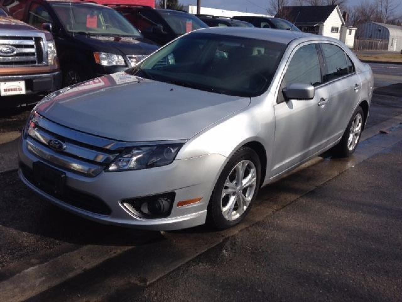 Used 2012 Ford Fusion SE - TWO SETS OF TIRES & WARRANTY INC! for sale in Markham, ON