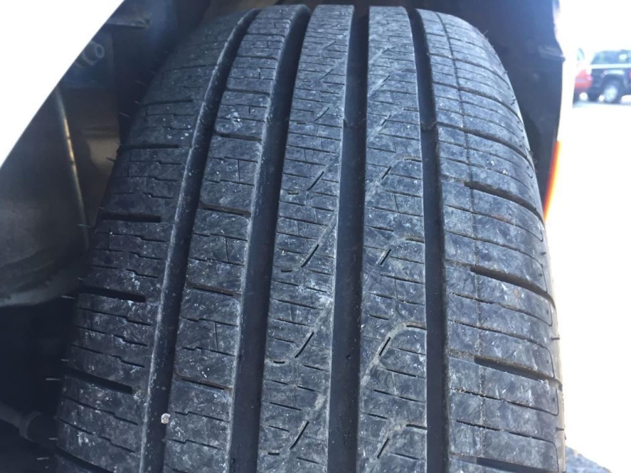 639439