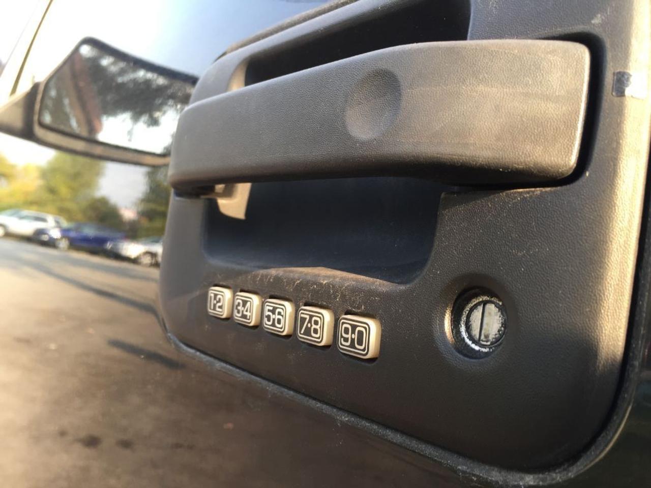 639470.11196111