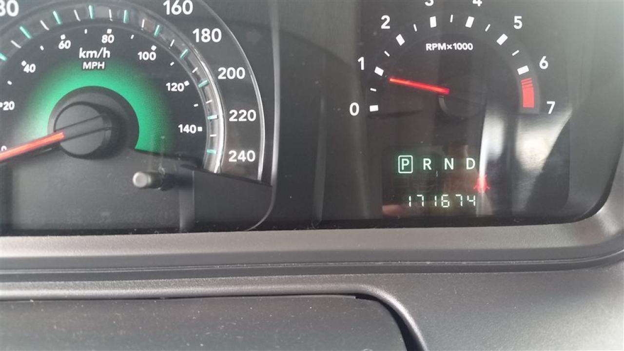 639562