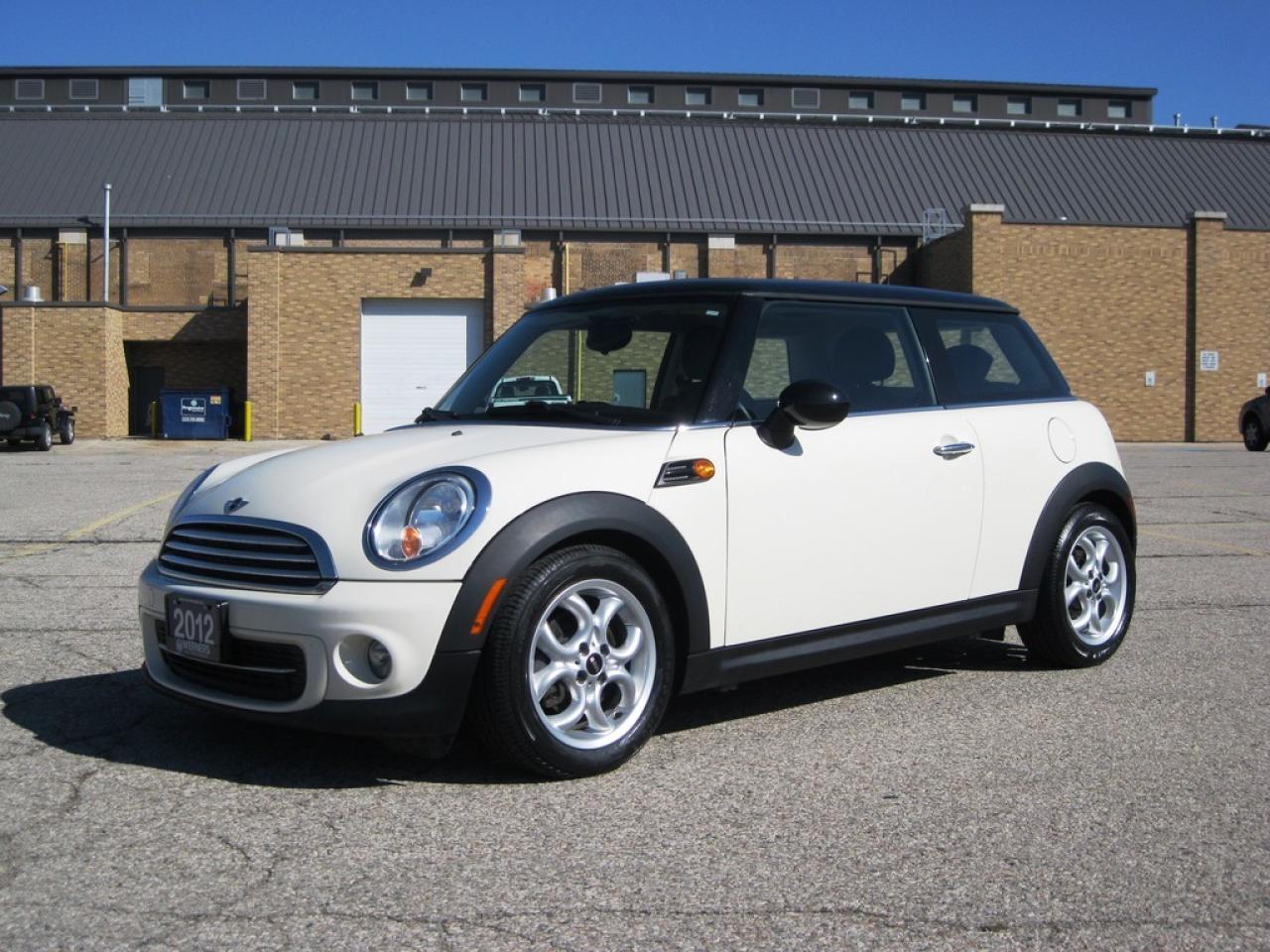 Used 2012 Mini Cooper LEATHER | SUNROOF for sale in Parksville, BC