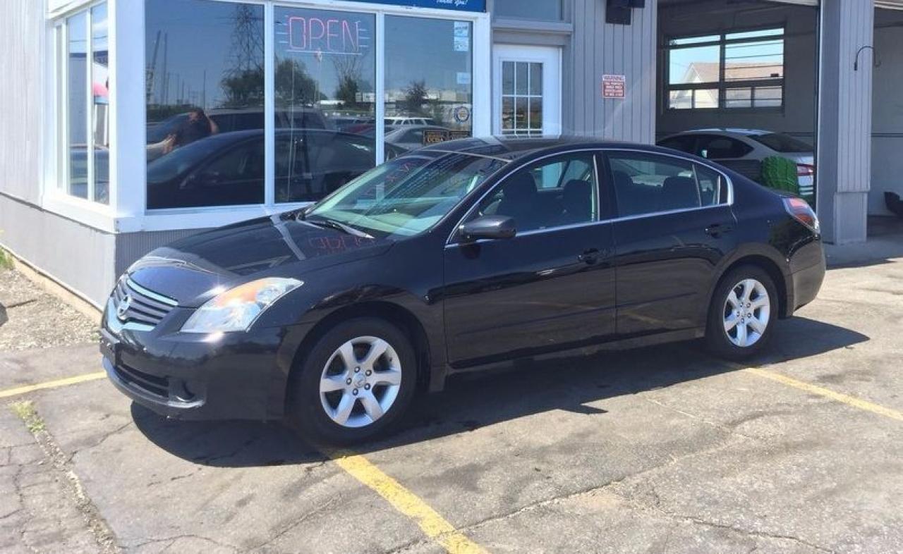 Used 2009 Nissan Altima 2.5 S for sale in London, ON