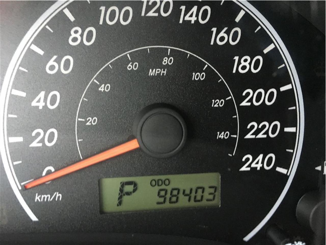 639898