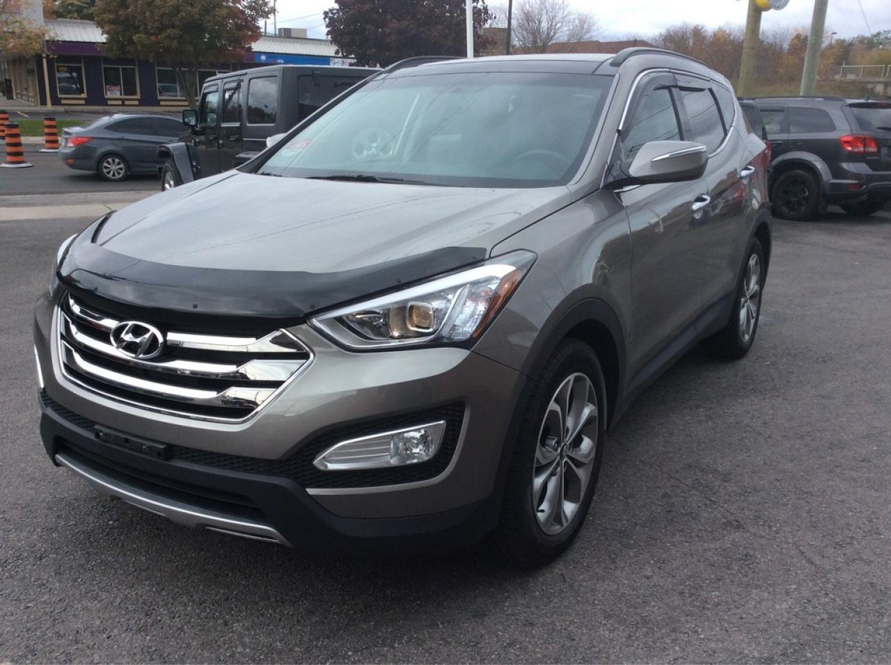 Used 2014 Hyundai Santa Fe SE for sale in Cambridge, ON