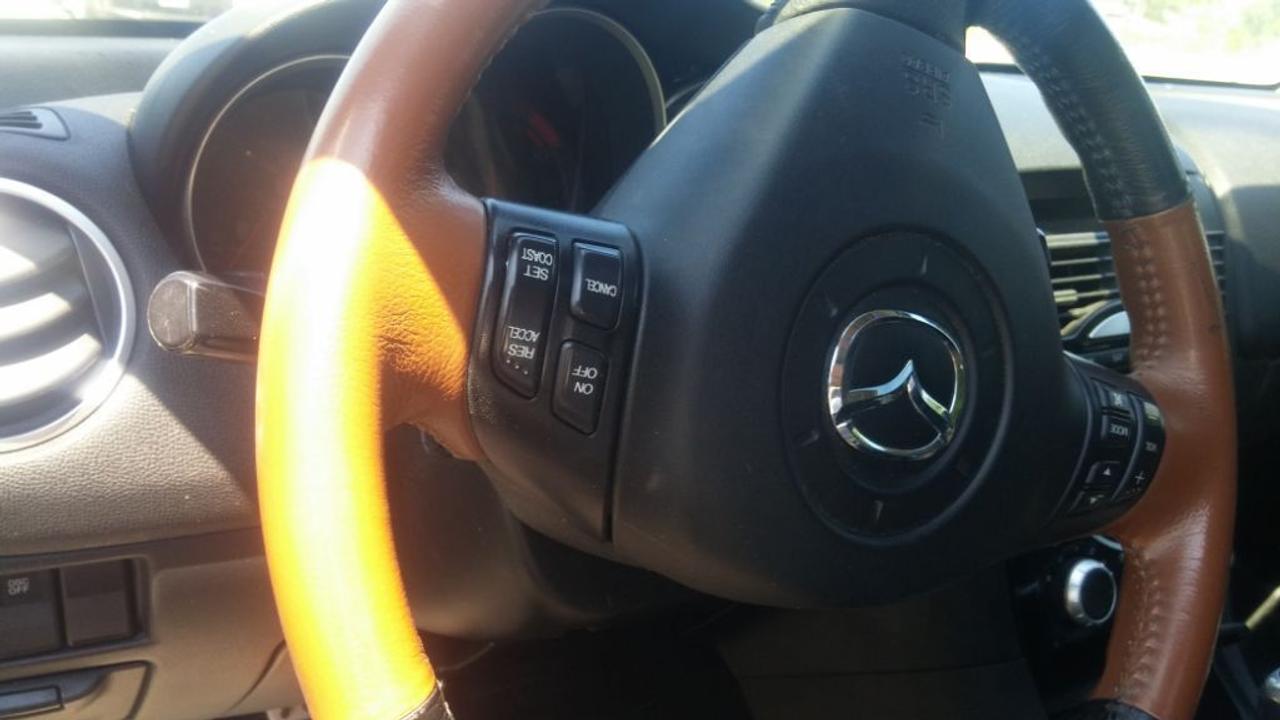 640086.11204611