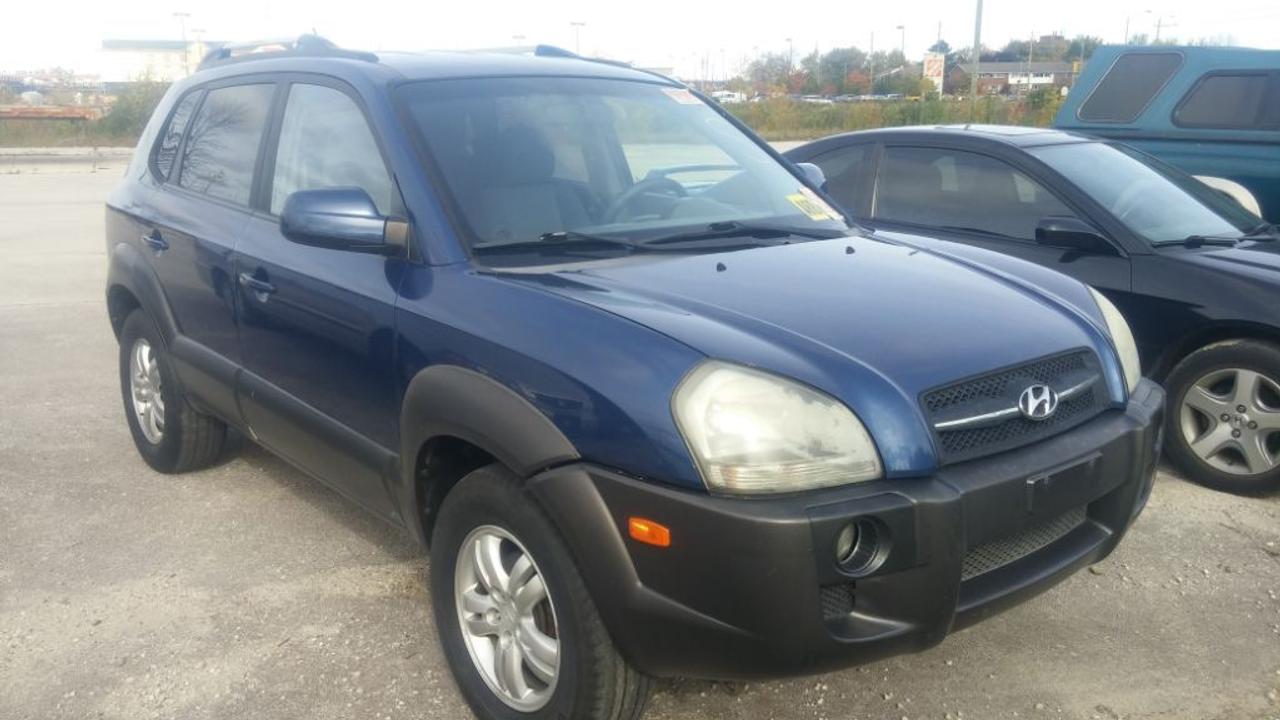 2006 Hyundai Tucson SUV Blue $5999.00 CERT/198589 KMS 4 WD 4 door SUV 5 passenger V6, 2.7 L, DOHC power windows power doors power brakes power mirror power steering cruise air tilt steering 4WD Lock cloth seating dual exhaust with trailer hitch and much more....No reasonable offer refused. Trades welcome ....Come see this vehicle or any other of our line up of premium vehicles here at CANADIAN AUTO MARINE CORP. 520 Third Street, COLLINGWOOD. Book your test drive now... Call 705-446 2087 OR DON?S CELL 705-896-7696 (don.canadianautomarine@gmail.com). WE STRIVE TO DRIVE.  Web Site:  www.cdnautomarine.ca