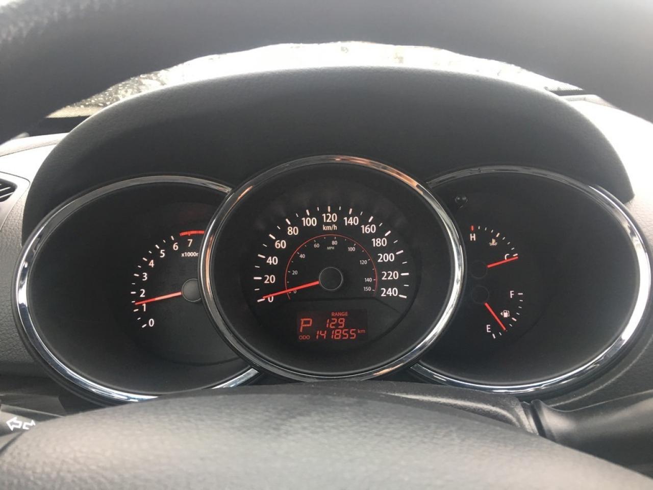 640111