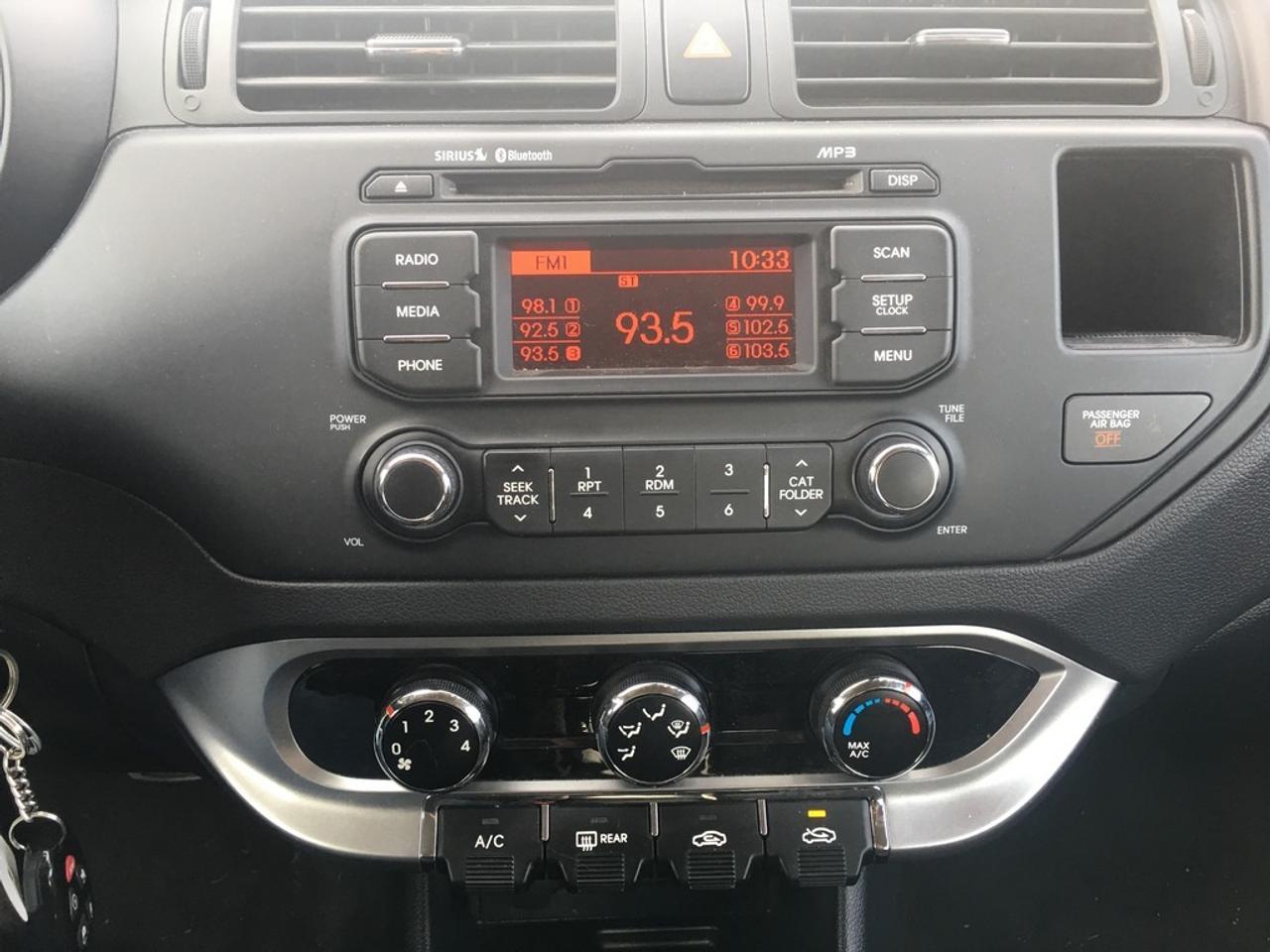 640128.11205272