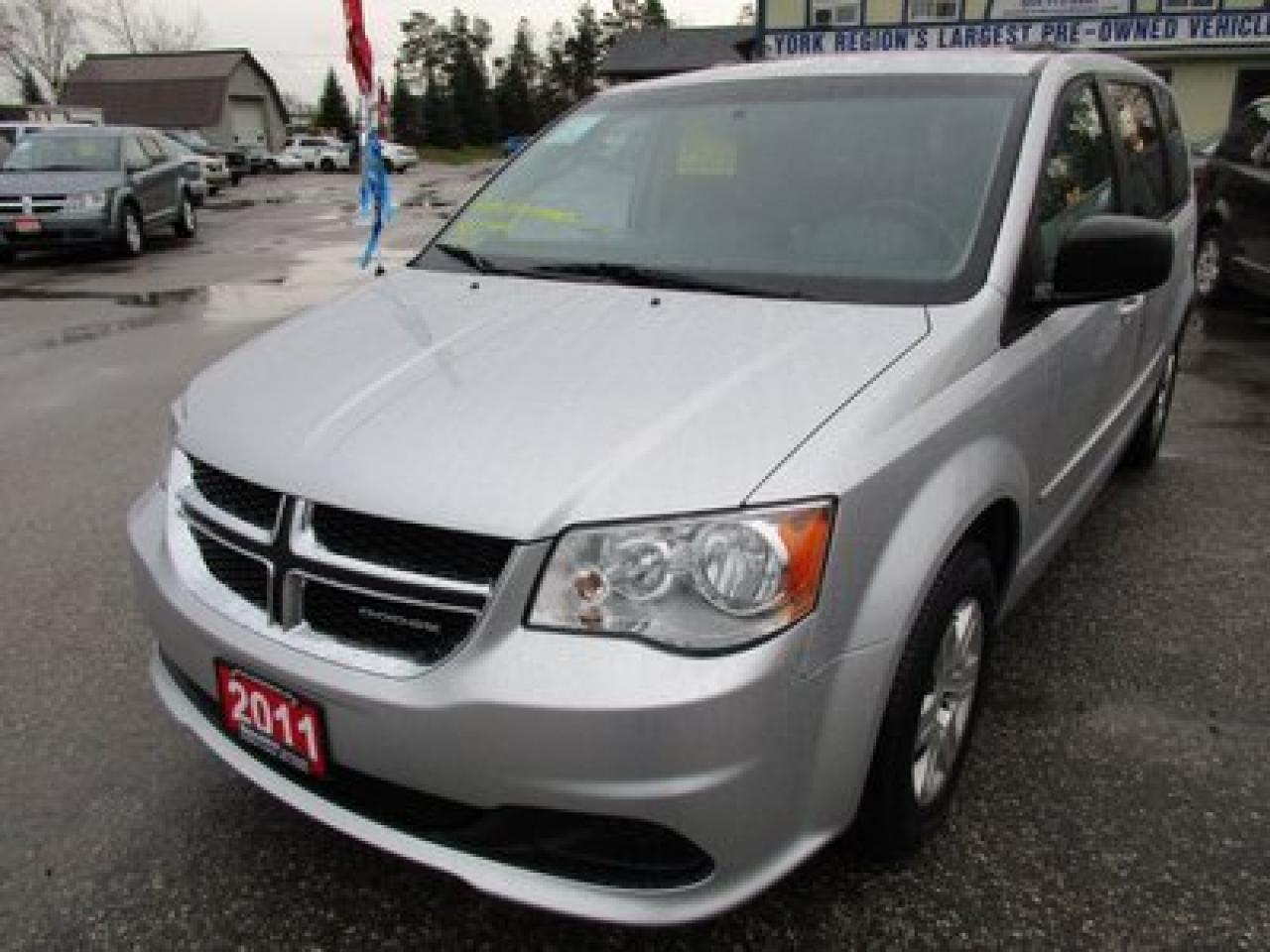 Used 2011 Dodge Grand Caravan 'GREAT VALUE' FAMILY MOVING SXT EDITION 7 PASSENGER 3.6L - V6 ENGINE.. ECON-BOOST PACKAGE.. CD/AUX INPUT.. FULL STOW-N-GO.. for sale in Keswick, ON