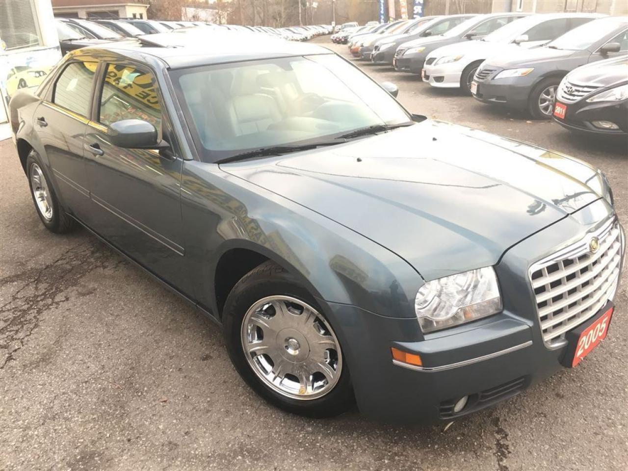 Used 2005 Chrysler 300 LEATHER/ROOF/LOADED/ALLOYS for sale in Pickering, ON