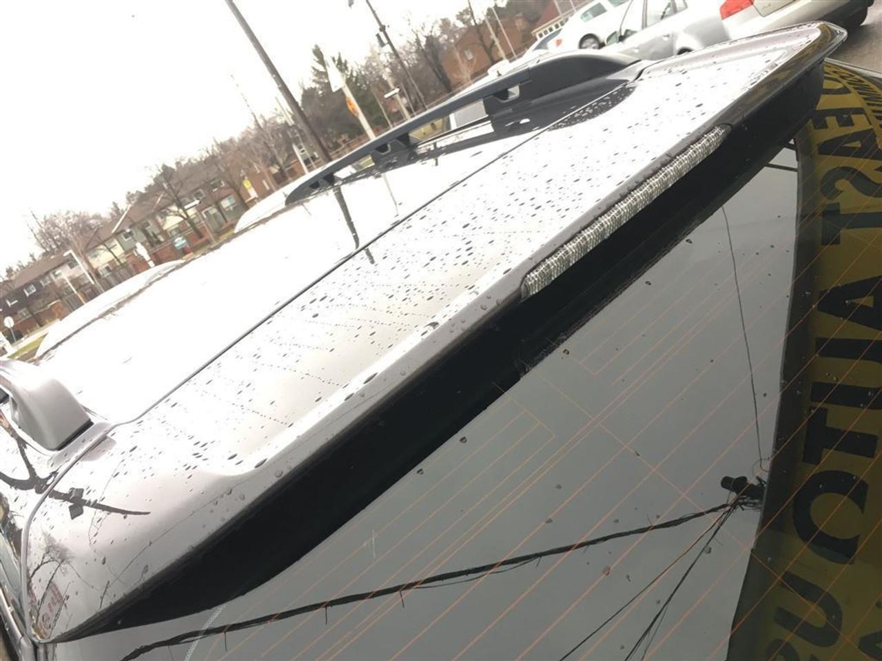 640463.11210072