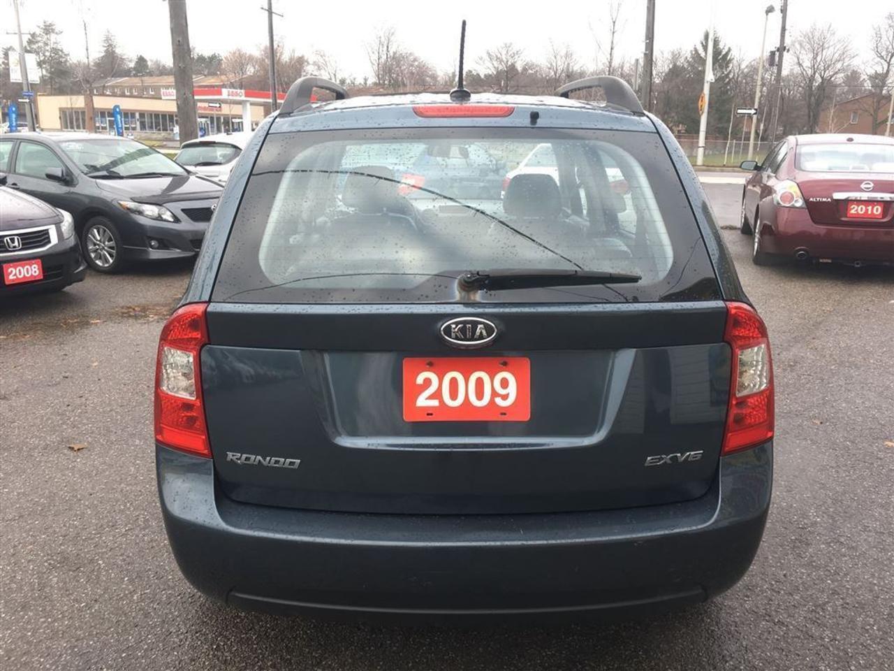 640489.11210729