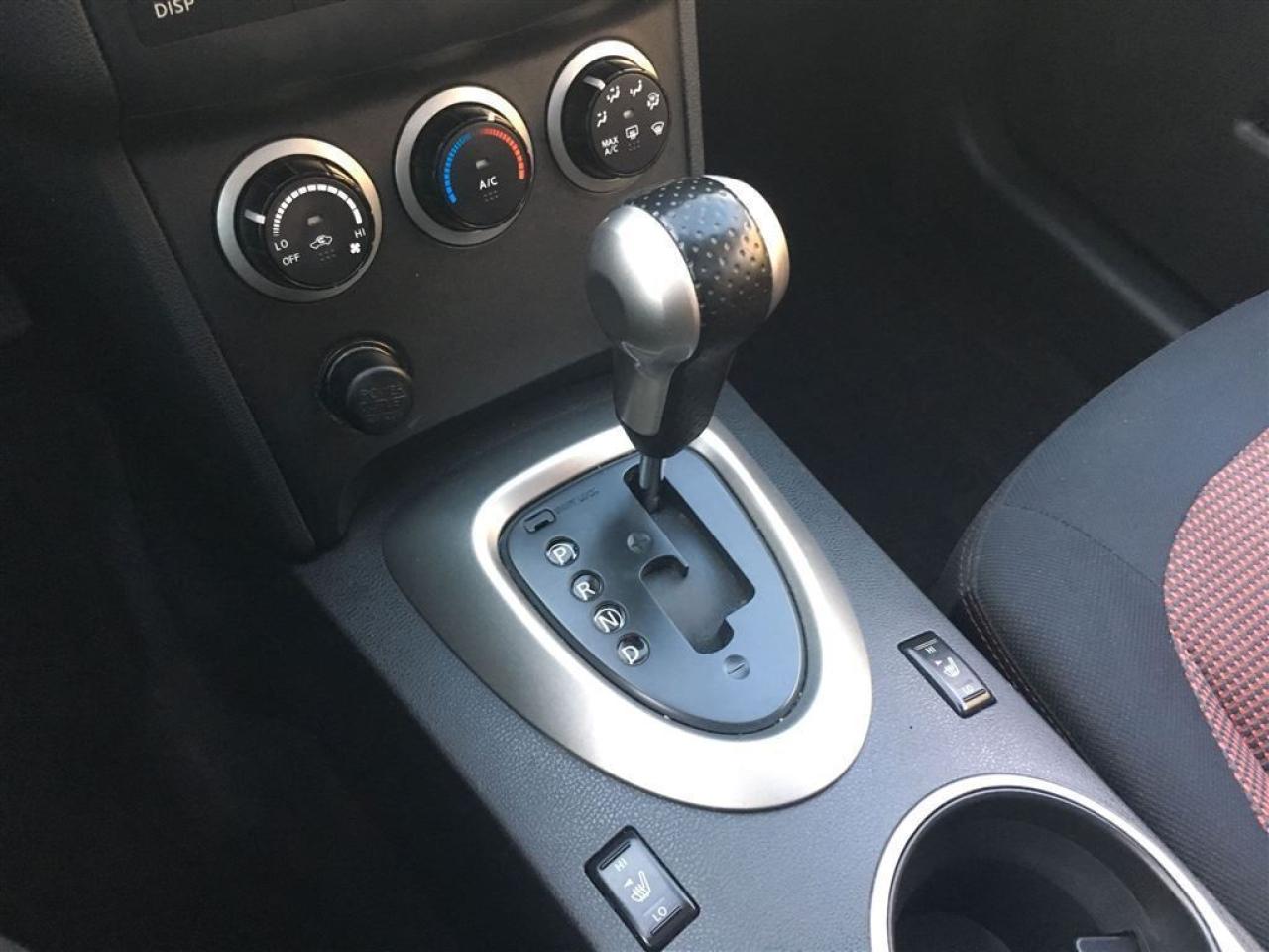 640525