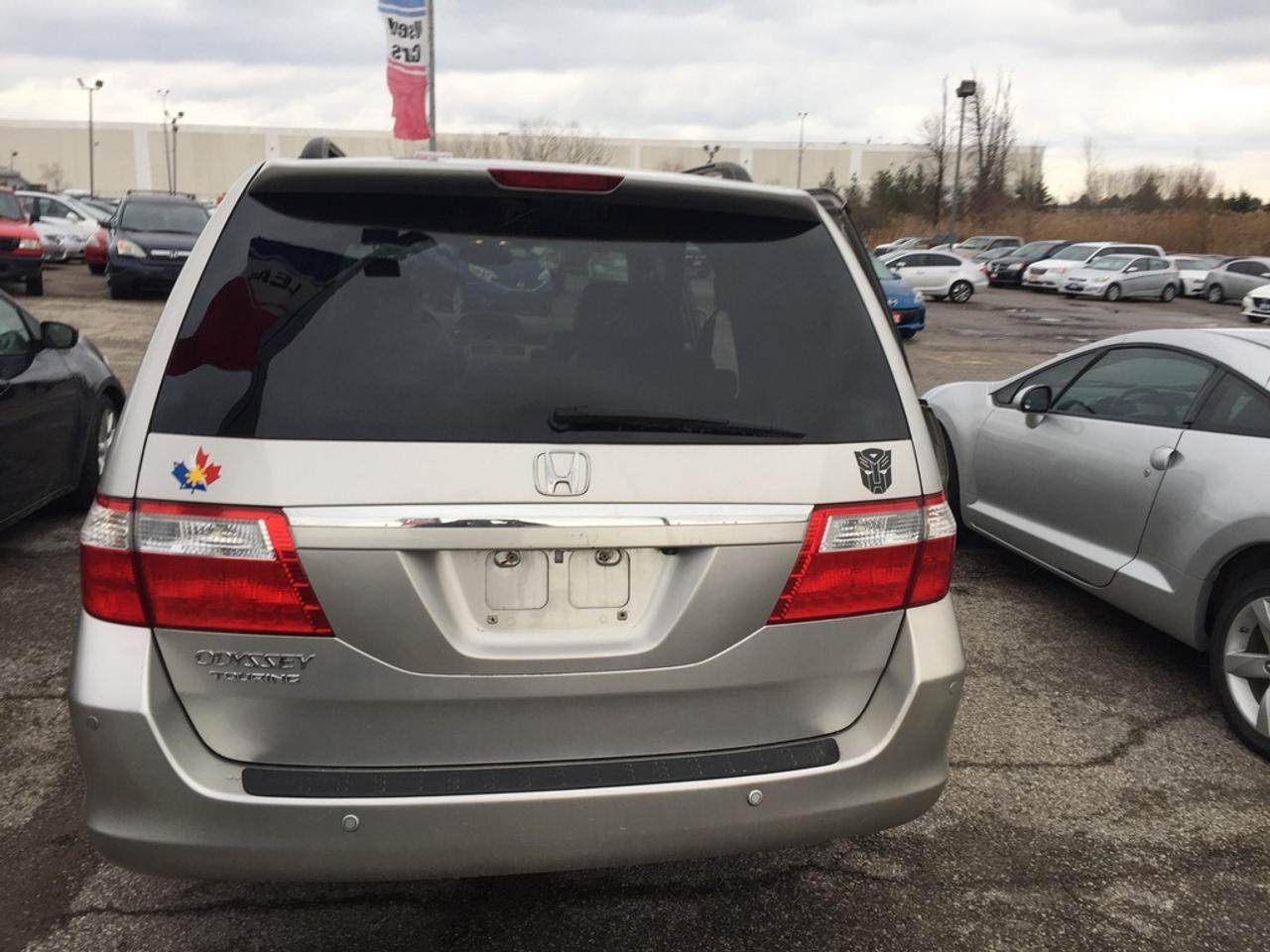 640544.11212045