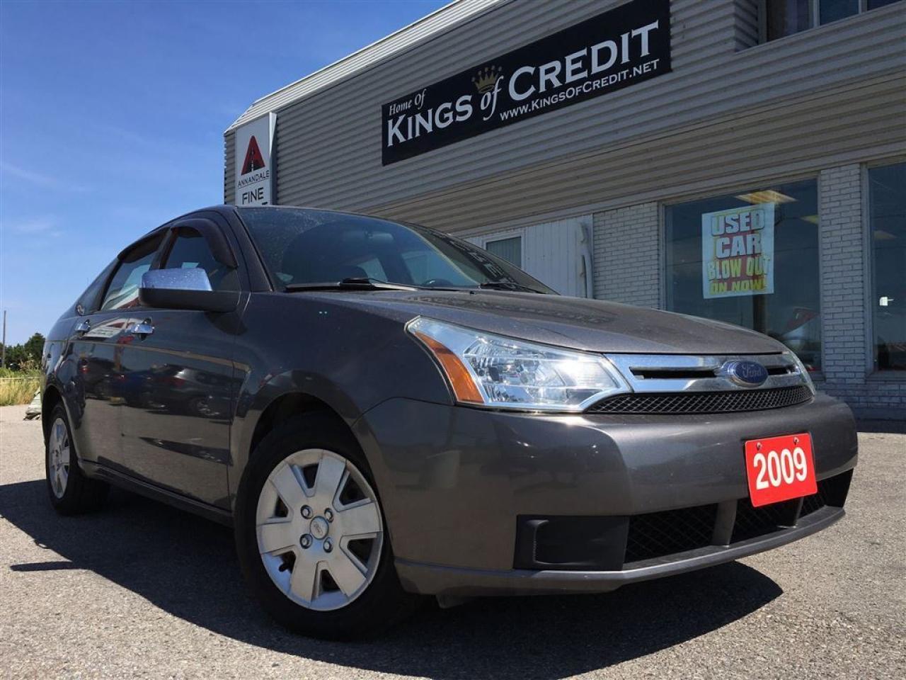 Used 2009 Ford Focus SE for sale in Pickering, ON