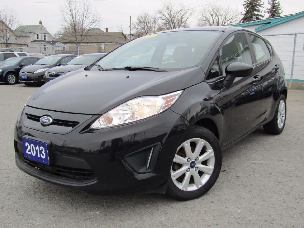 Used 2013 Ford Fiesta SE for sale in St. Catharines, ON