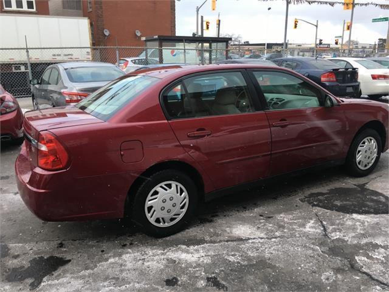 640796